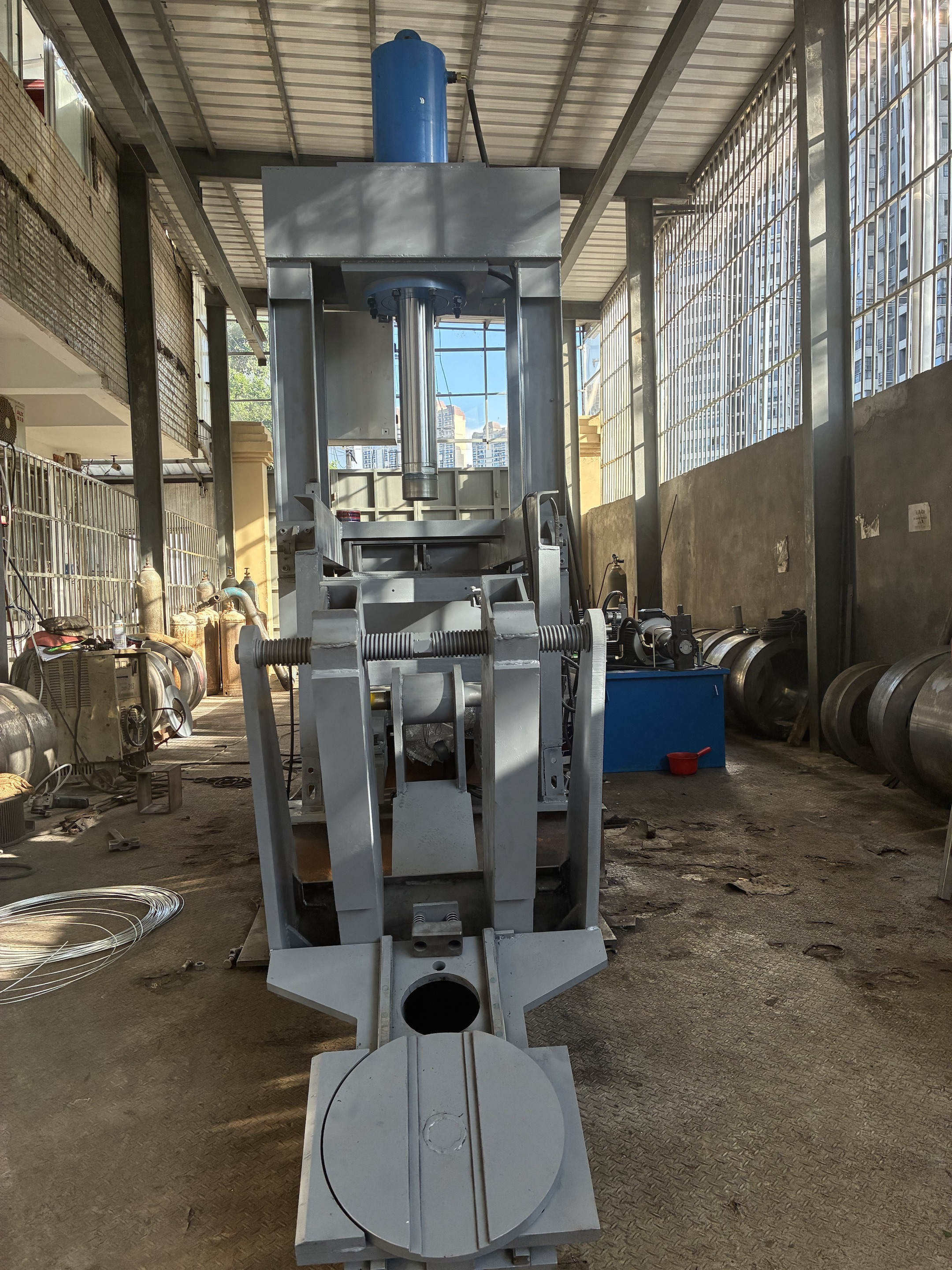 Roller-assembly Handler
